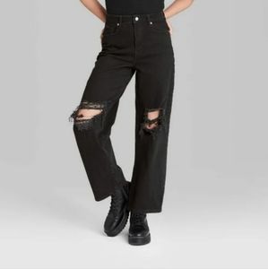 Black Distressed Women's Jeans